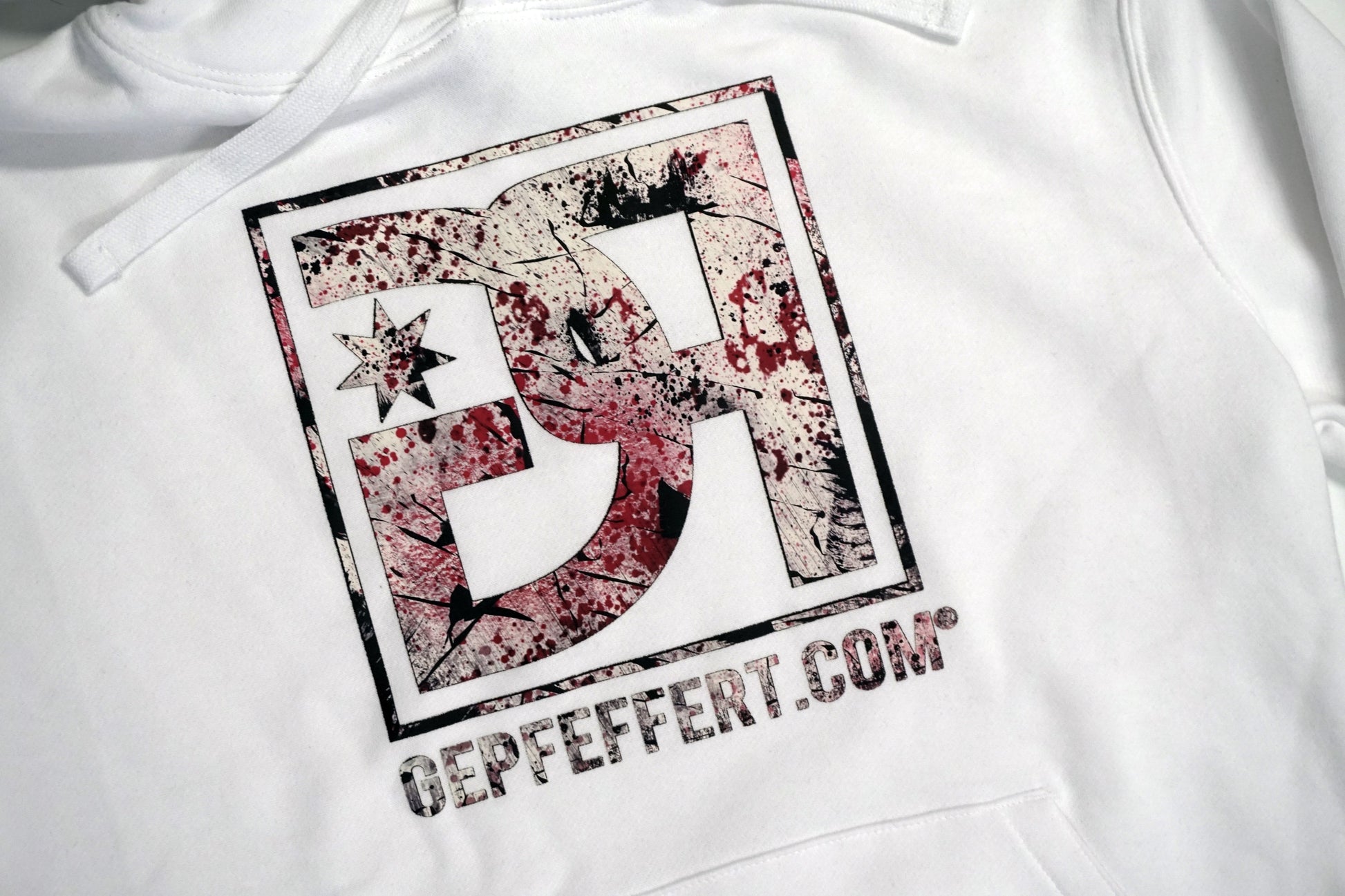 gepfeffert.com® Hoodie - GP-Logo 'used look' - gepfeffert.com